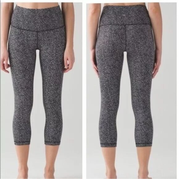 lululemon athletica Pants - LULULEMON Wunder Under Crop Hi-Rise Leggings sz 8 black white